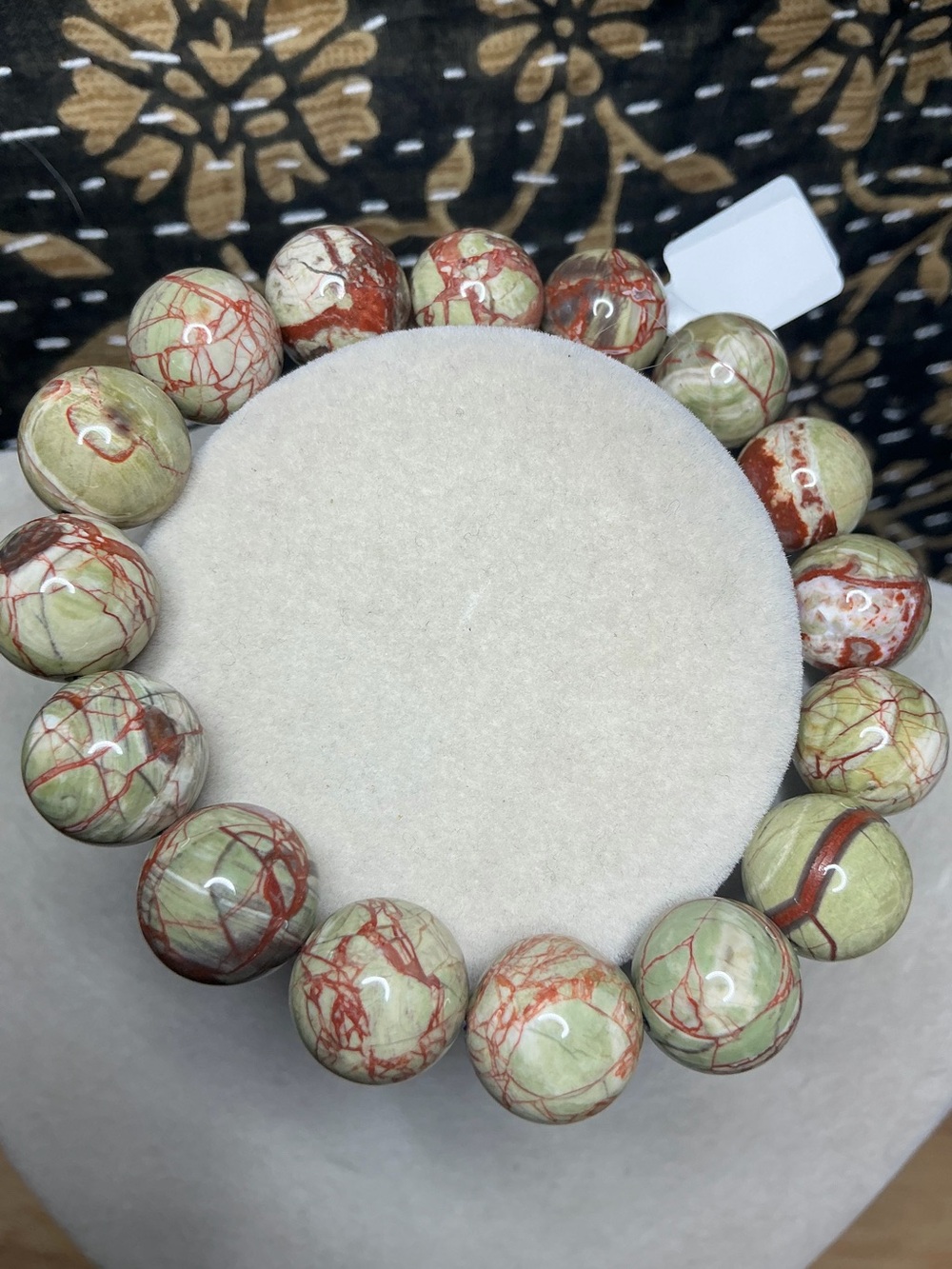 HQ Old Style Money Agate - green and red veining